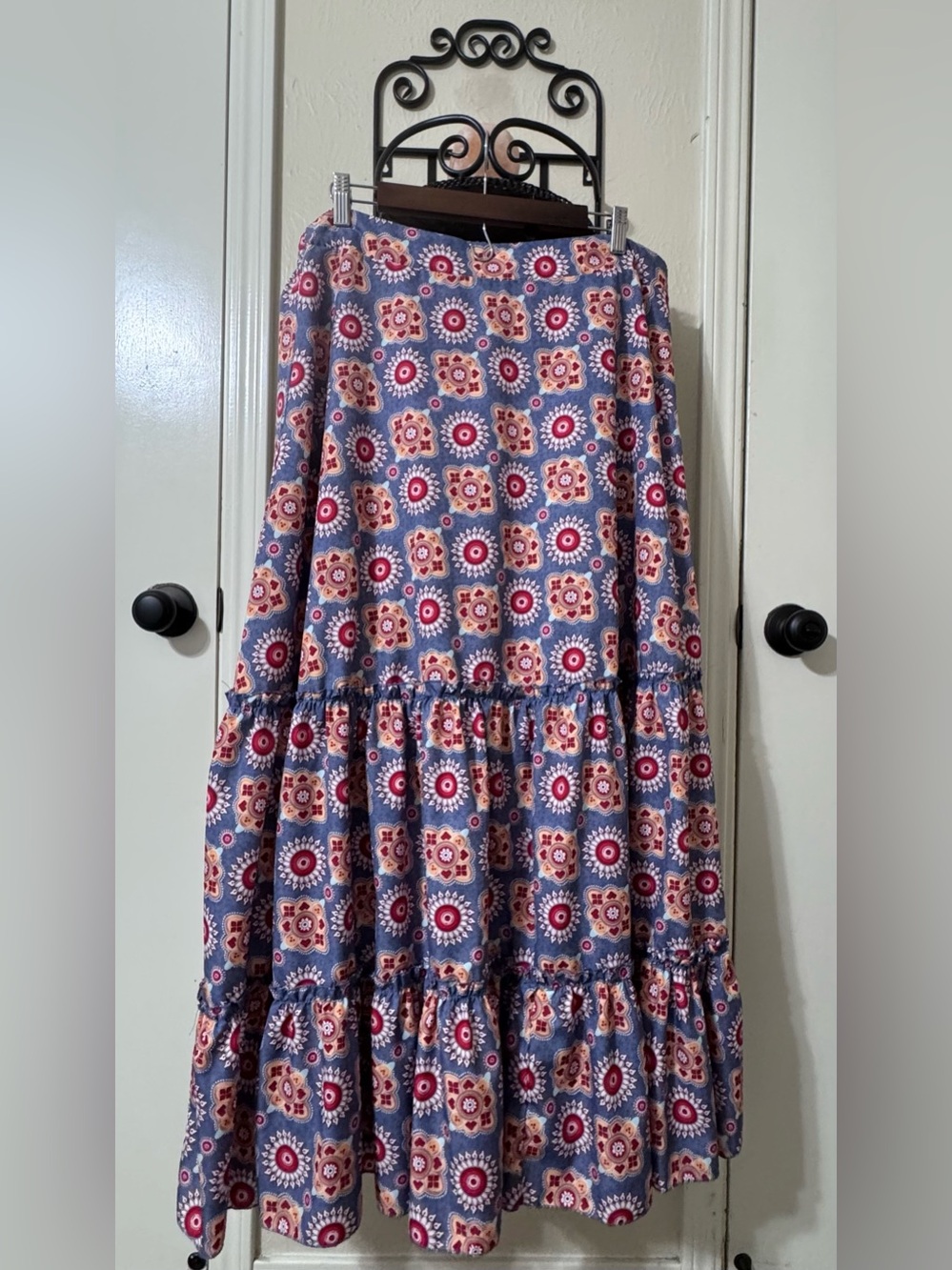 Blue Floral Tiered Maxi Skirt – Women's Casual Boho Style Sz 20/22